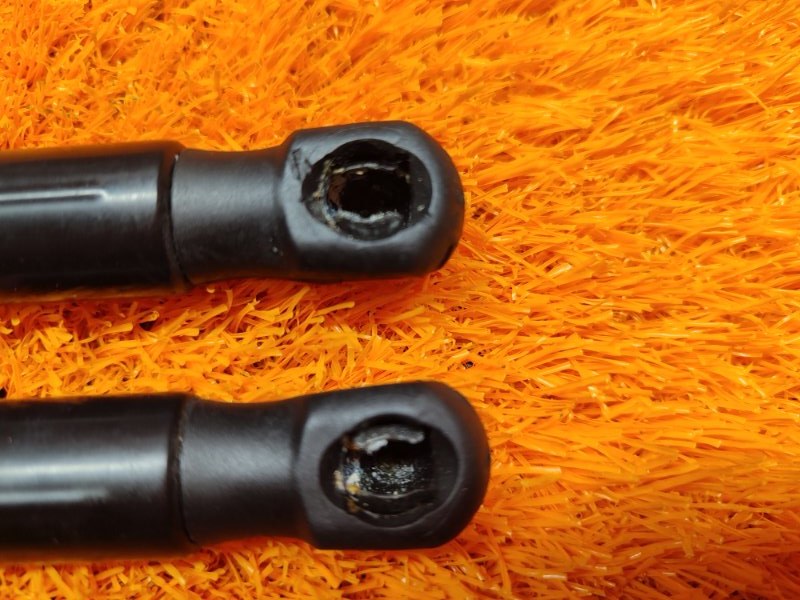 амортизатор капота, 900 рублей, Красноярск