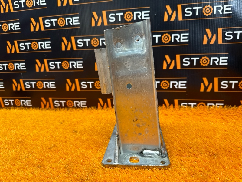 кронштейн усилителя бампера, 2500 рублей, Красноярск