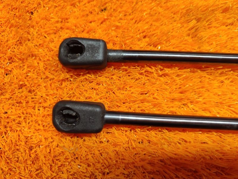 амортизатор багажника, 500 рублей, Красноярск