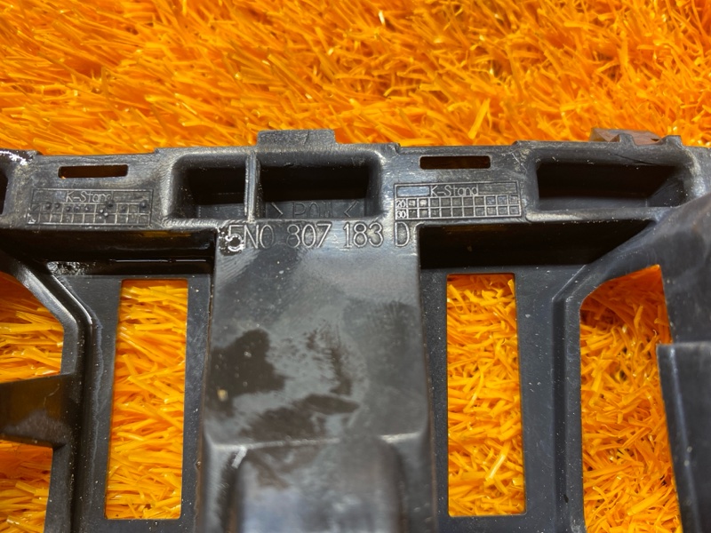 крепление бампера, 300 рублей, Красноярск