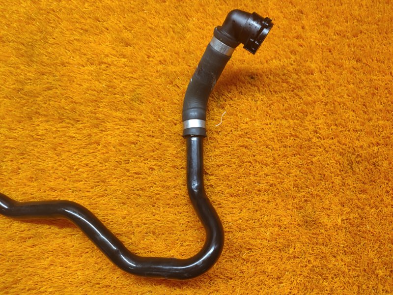 Патрубок системы охлаждения, 1000 рублей, Красноярск