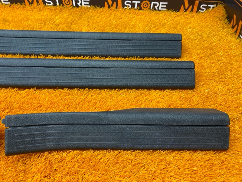 Накладка на порог салона, 1000 рублей, Красноярск