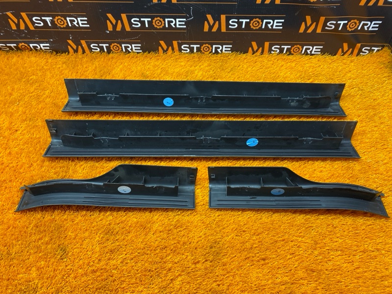 Накладка на порог салона, 1000 рублей, Красноярск