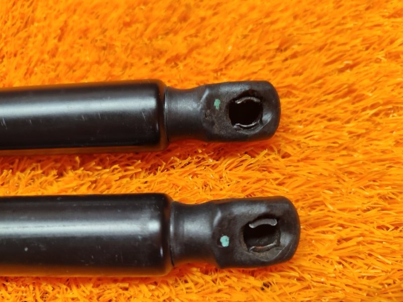 амортизатор багажника, 900 рублей, Красноярск