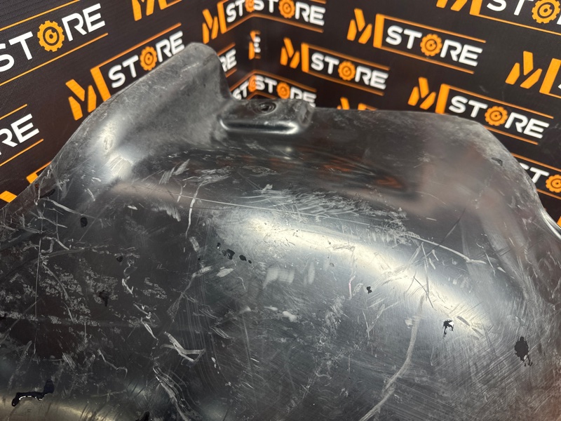 подкрылок, 800 рублей, Красноярск