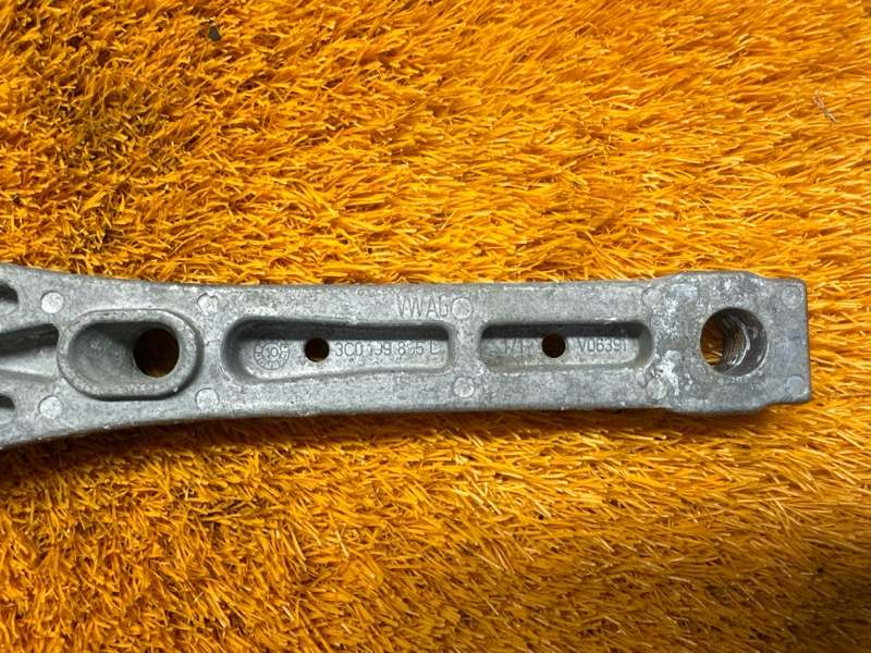 подушка двигателя, 700 рублей, Красноярск