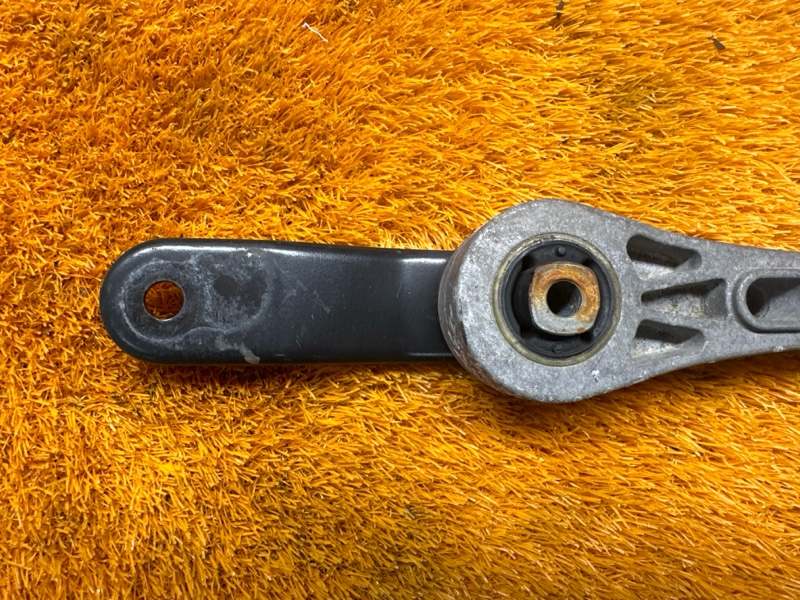 подушка двигателя, 700 рублей, Красноярск