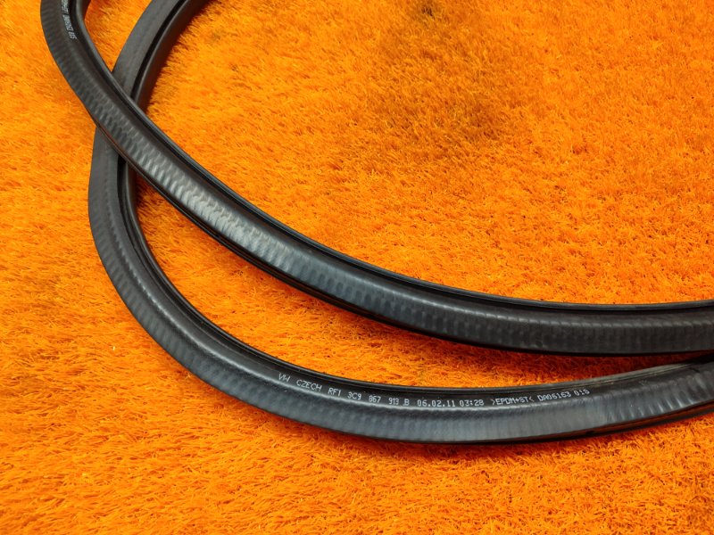 уплотнитель двери, 440 рублей, Красноярск