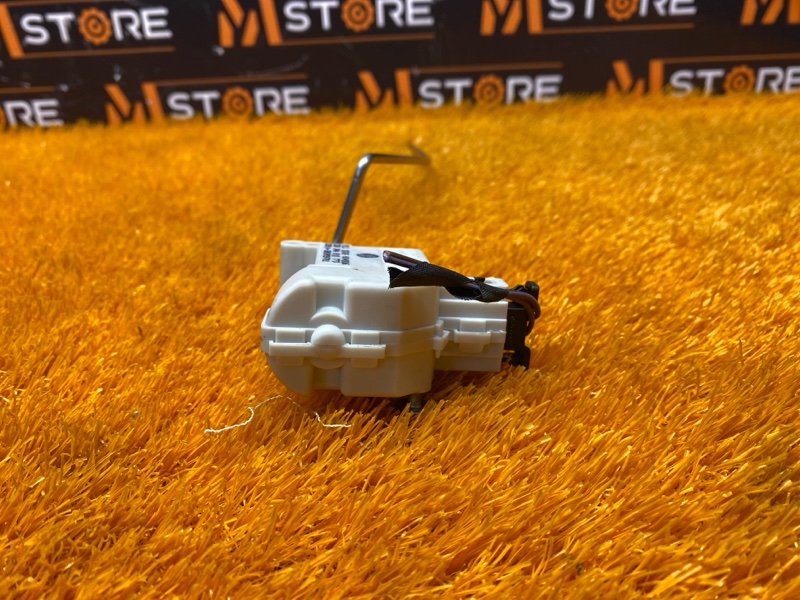 Замок лючка бензобака, 1080 рублей, Красноярск