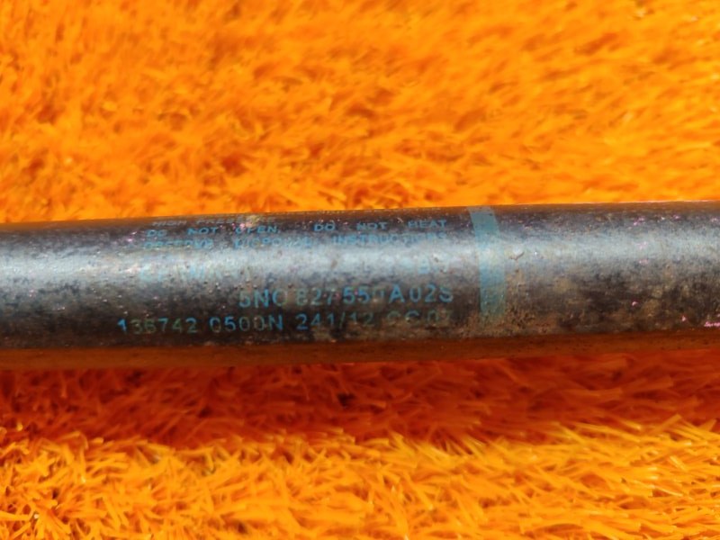 амортизатор багажника, 600 рублей, Красноярск