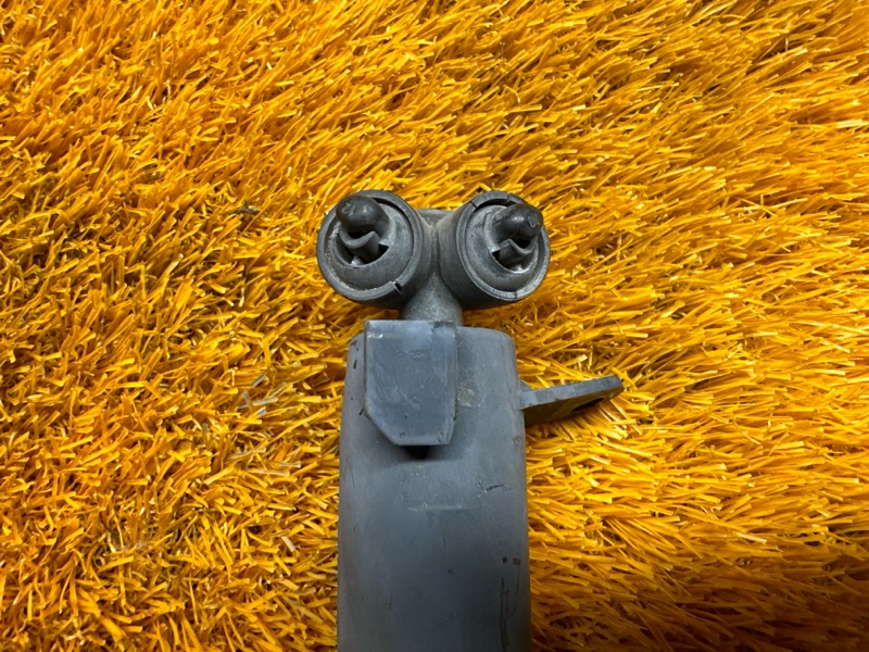 Форсунка омывателя фары, 500 рублей, Красноярск