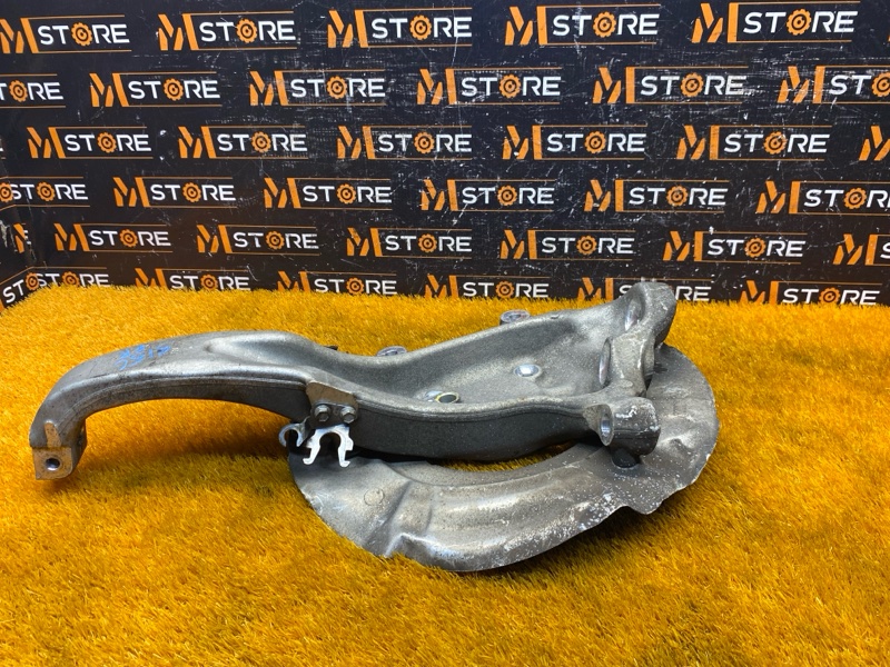 кулак поворотный, 1000 рублей, Красноярск