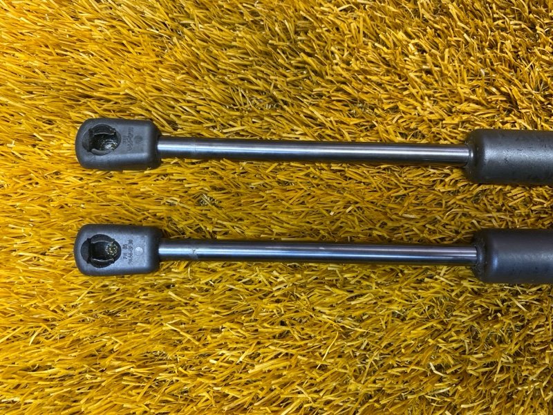 амортизатор капота, 1000 рублей, Красноярск