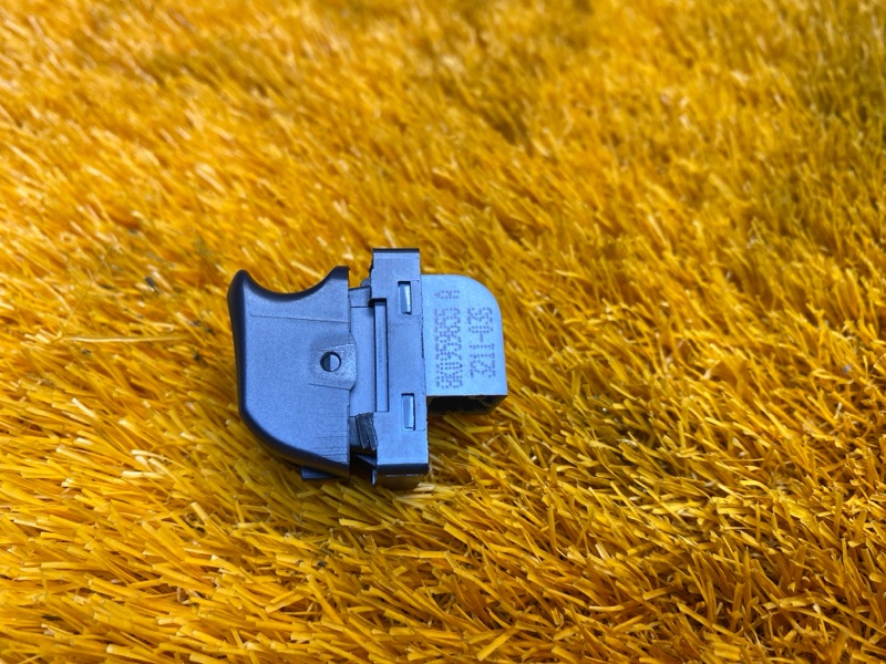 кнопка стеклоподъемника, 200 рублей, Красноярск