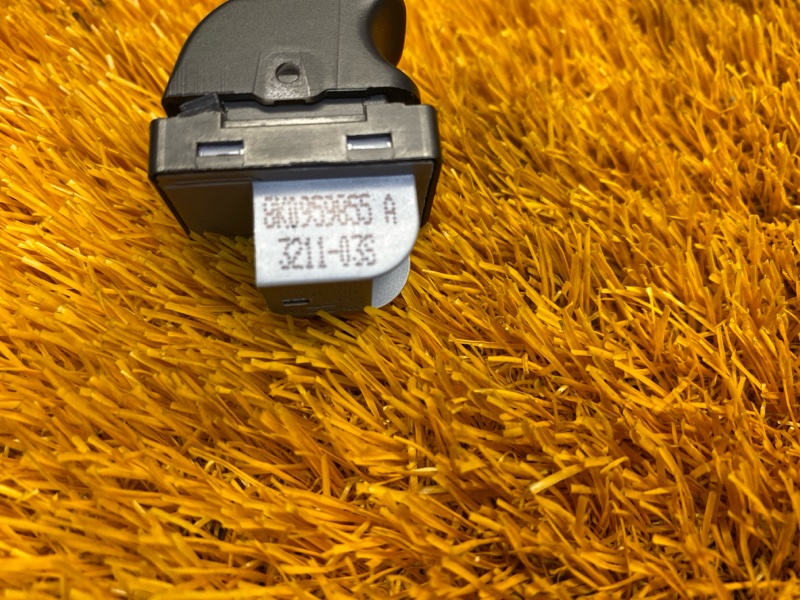 кнопка стеклоподъемника, 200 рублей, Красноярск