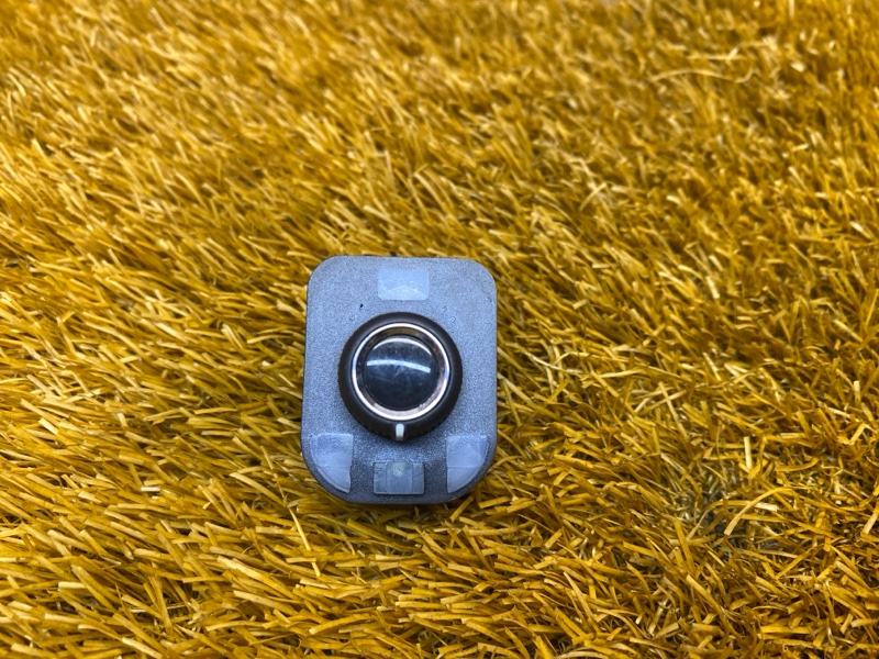 Кнопка регулировки зеркал, 500 рублей, Красноярск