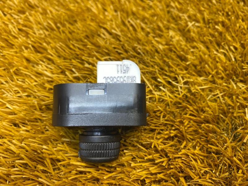 Кнопка регулировки зеркал, 500 рублей, Красноярск