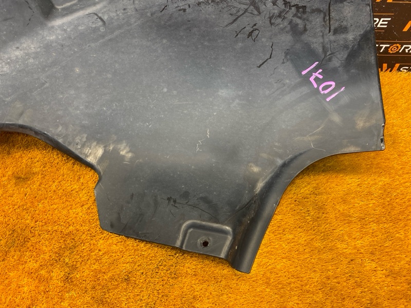 подкрылок, 800 рублей, Красноярск