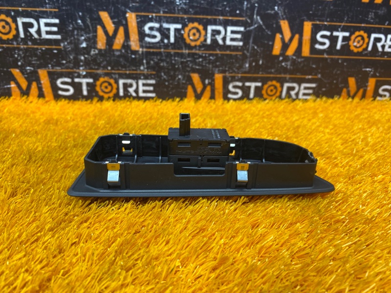 кнопка стеклоподъемника, 300 рублей, Красноярск