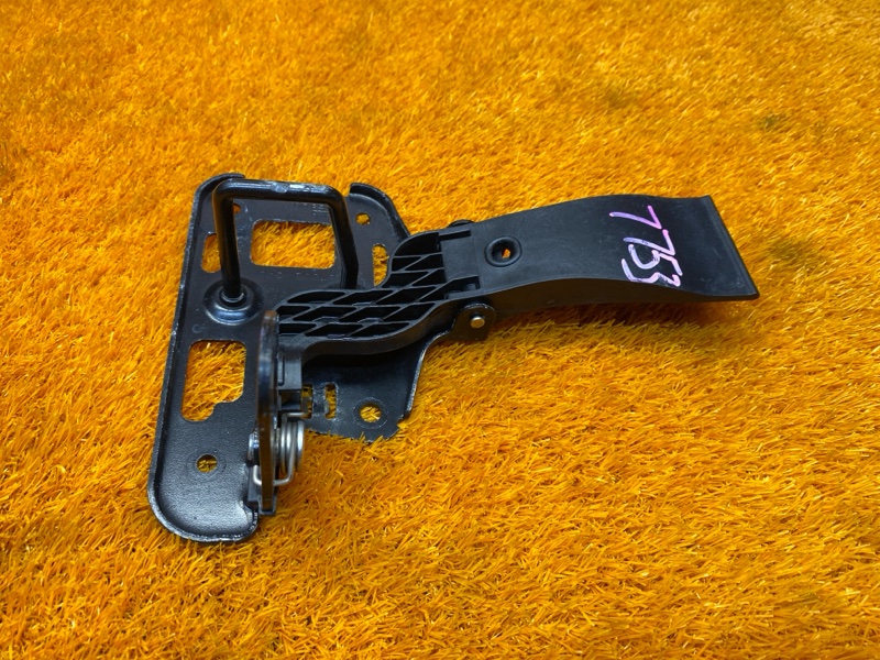 замок капота, 500 рублей, Красноярск