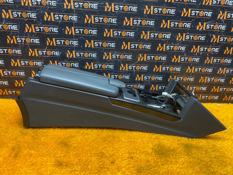 подлокотник, 5000 рублей, Красноярск