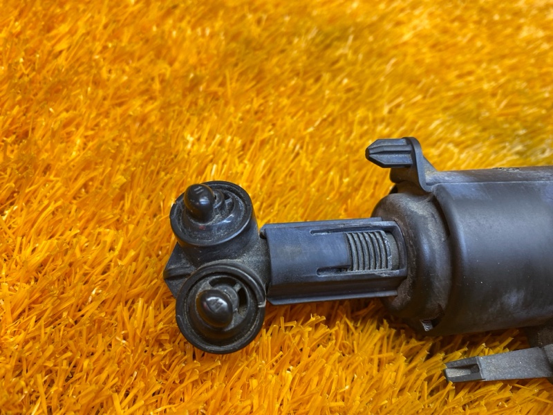 Форсунка омывателя фары, 1000 рублей, Красноярск