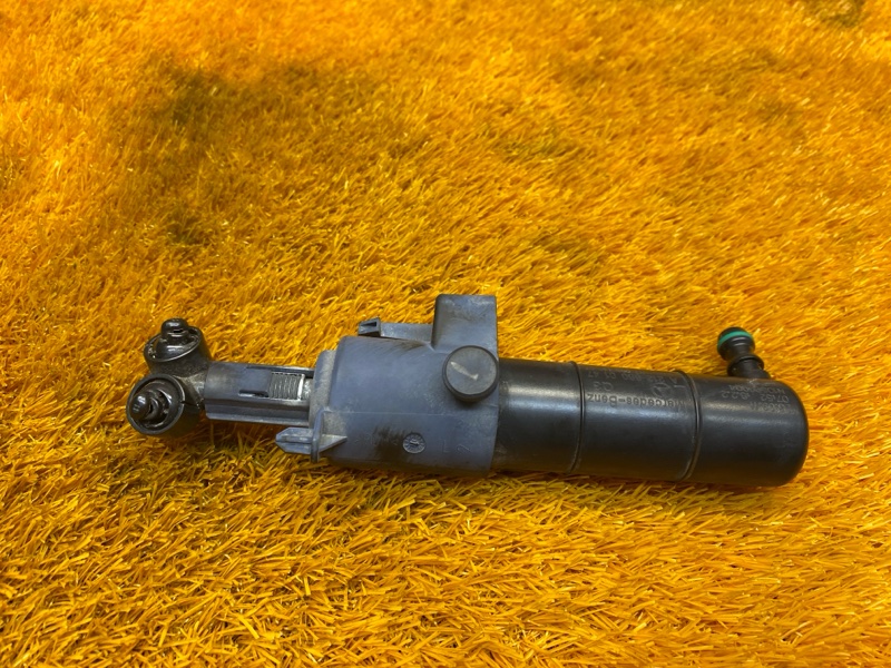 Форсунка омывателя фары, 1000 рублей, Красноярск