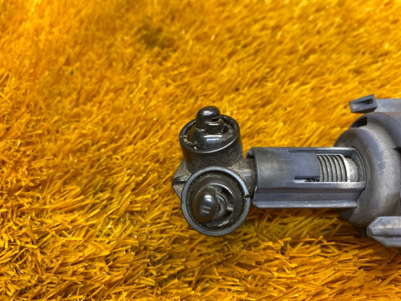 Форсунка омывателя фары, 1000 рублей, Красноярск