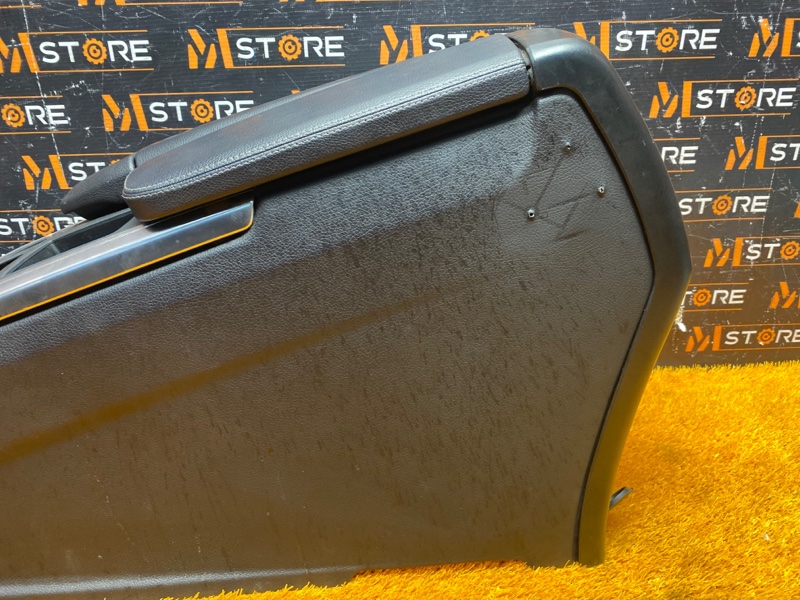 подлокотник, 5700 рублей, Красноярск