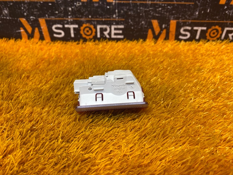 плафон освещения, 300 рублей, Красноярск