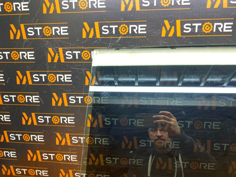 Стекло боковое, 2300 рублей, Красноярск