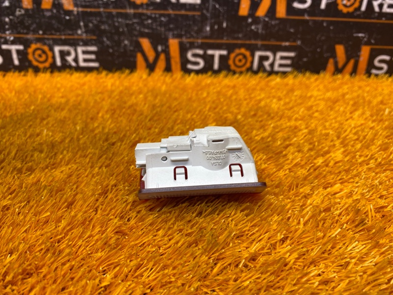 плафон освещения, 300 рублей, Красноярск