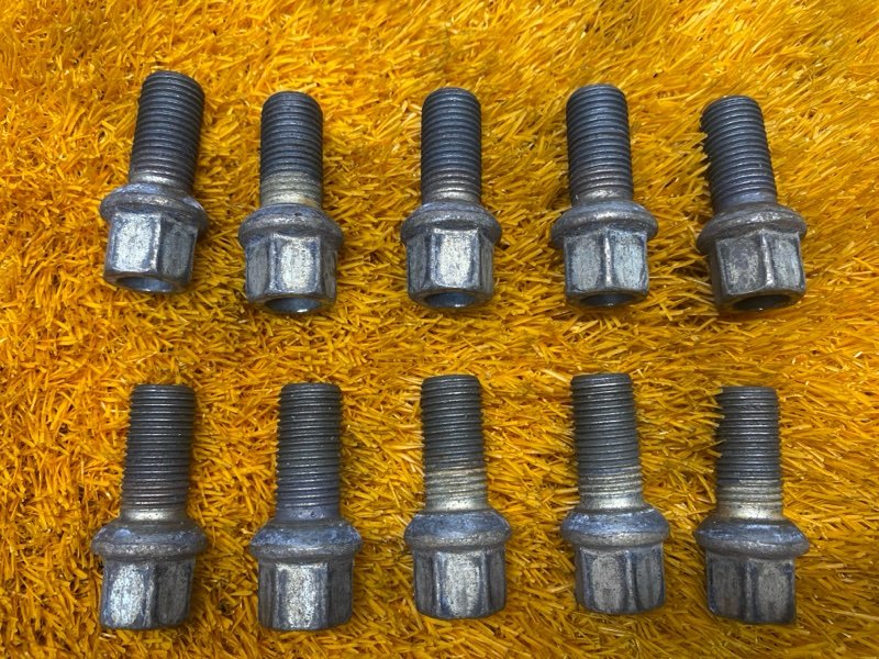 болт колесный, 840 рублей, Красноярск