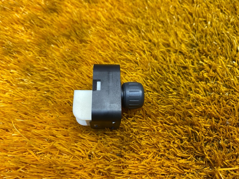 Кнопка регулировки зеркал, 300 рублей, Красноярск