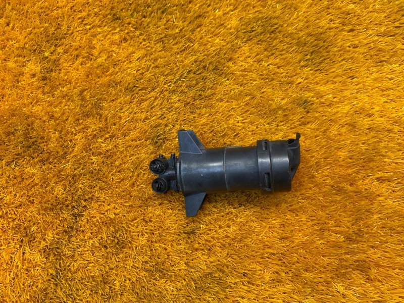 Форсунка омывателя фары, 500 рублей, Красноярск