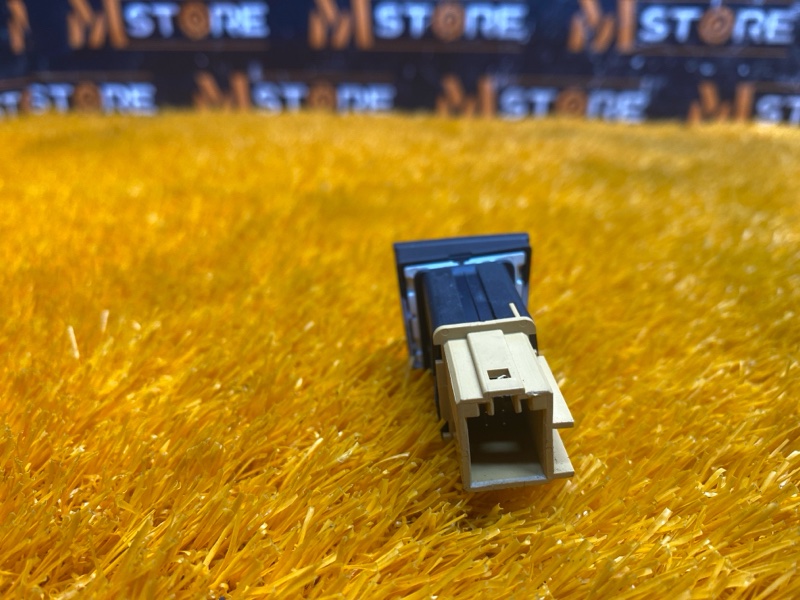 кнопка, 790 рублей, Красноярск