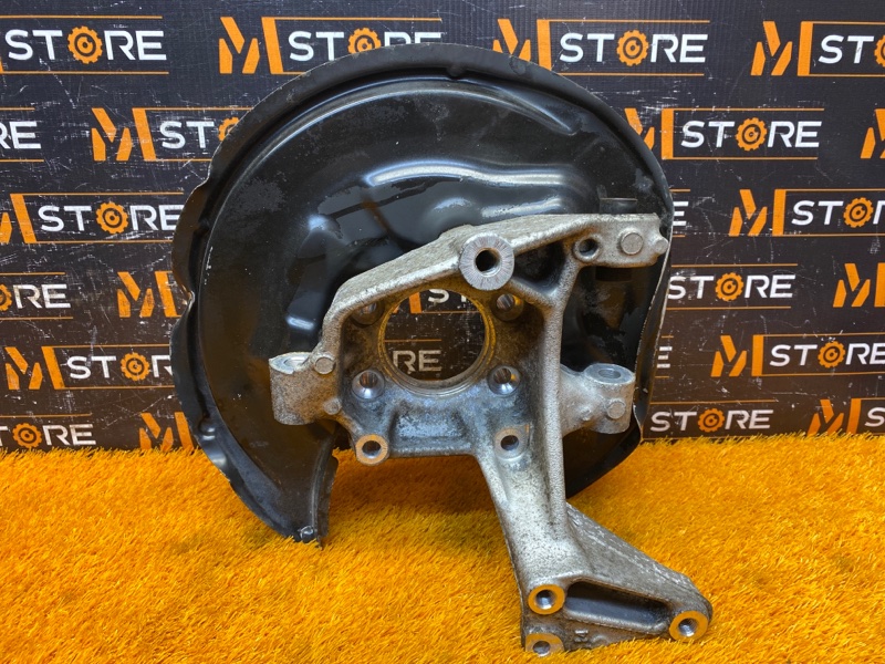 кулак поворотный, 2000 рублей, Красноярск