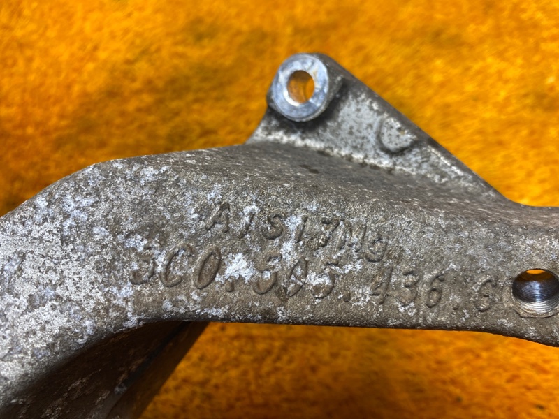 кулак поворотный, 2000 рублей, Красноярск