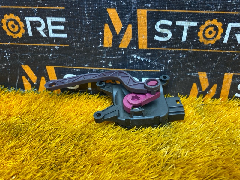 привод заслонки отопителя, 500 рублей, Красноярск