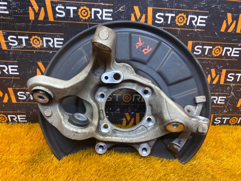 кулак поворотный, 1400 рублей, Красноярск