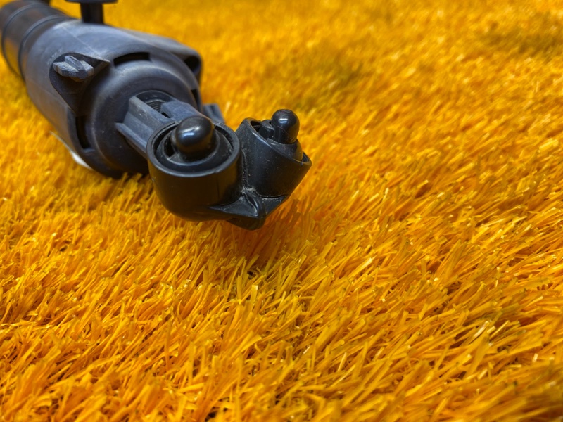 Форсунка омывателя фары, 1000 рублей, Красноярск