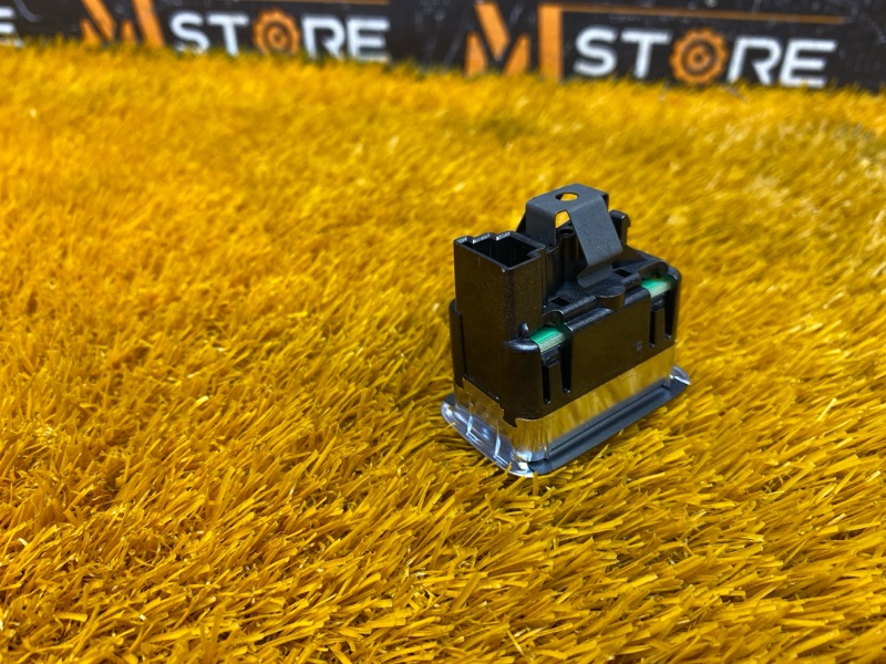 Кнопка открывания багажника, 350 рублей, Красноярск