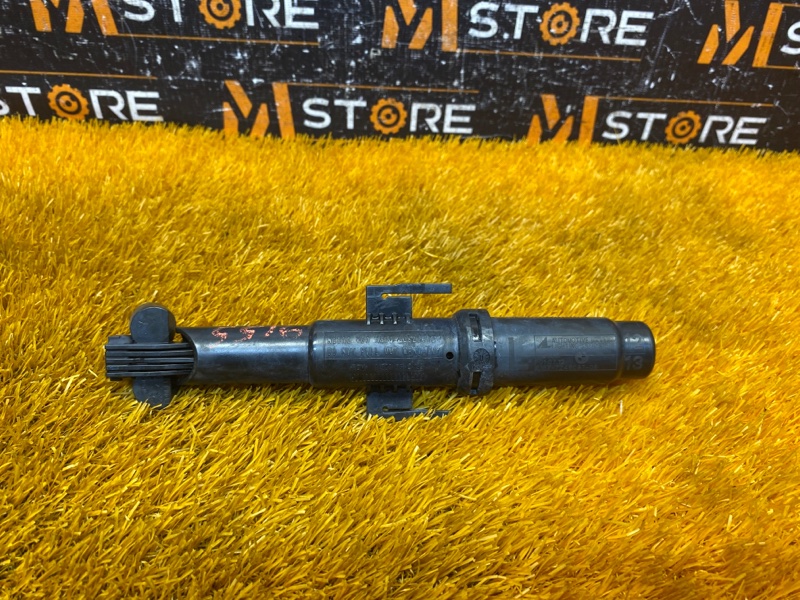 Форсунка омывателя фары, 2000 рублей, Красноярск