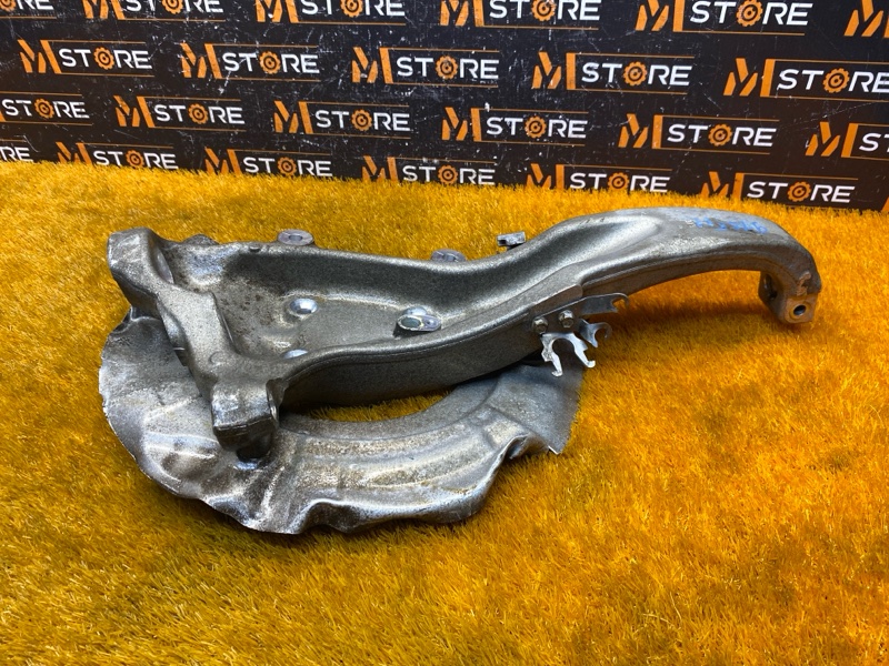 кулак поворотный, 1000 рублей, Красноярск