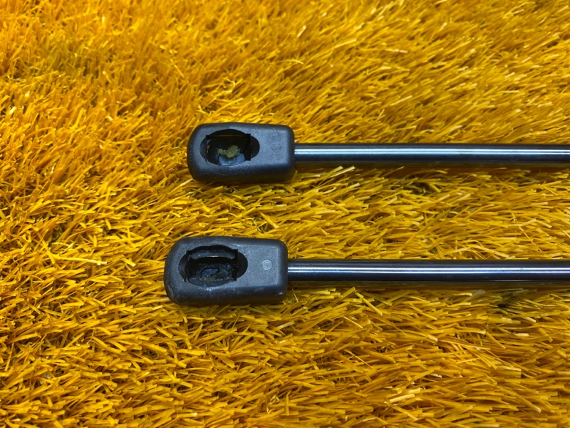 амортизатор капота, 1700 рублей, Красноярск