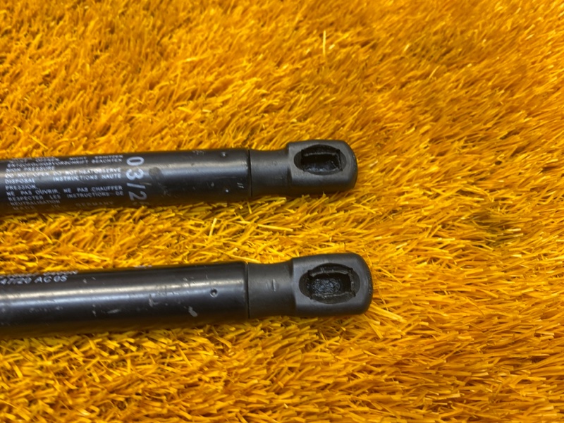 амортизатор капота, 1700 рублей, Красноярск