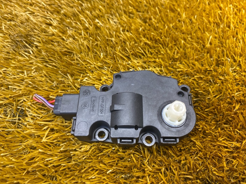 привод заслонки отопителя, 200 рублей, Красноярск