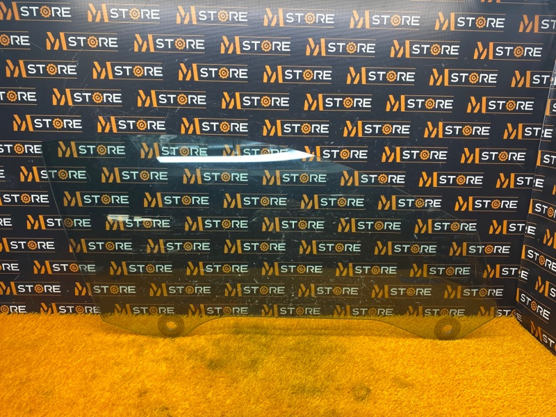 Стекло боковое, 3500 рублей, Красноярск