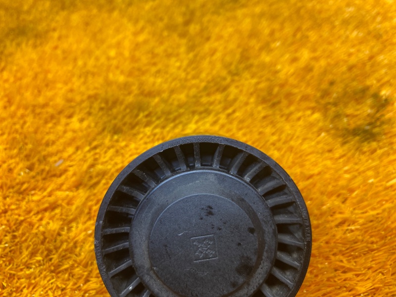 ролик обводной, 500 рублей, Красноярск