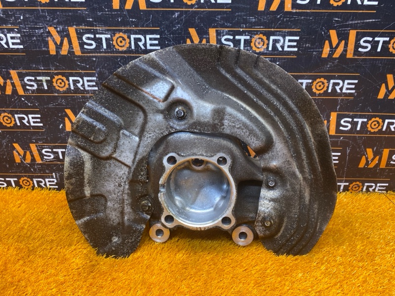 кулак поворотный, 2000 рублей, Красноярск